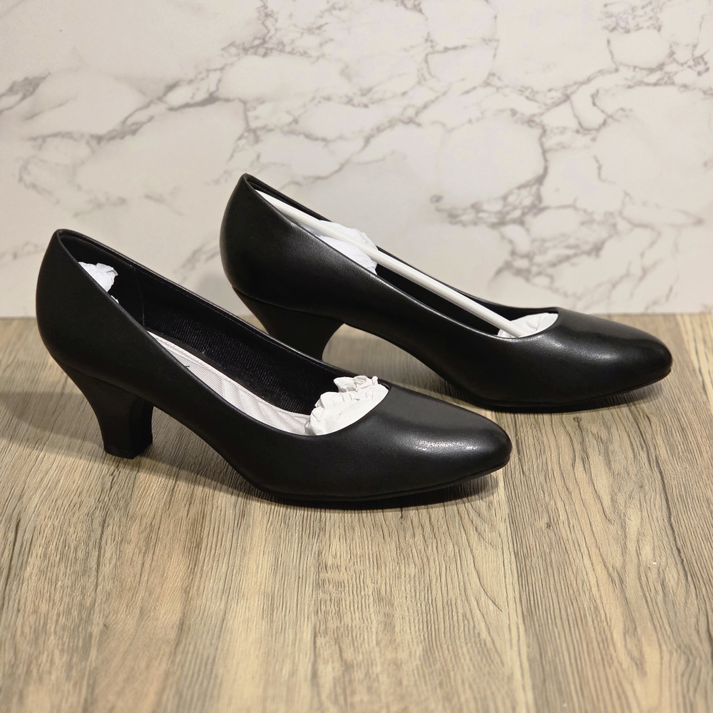 Easy Street Classic Black Heels